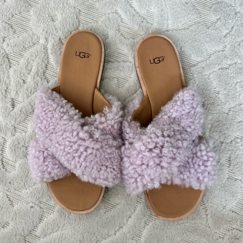 Sherpa strap ugg sandals
